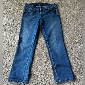 Women’s Elle Jeans size 26 with 29’ inseam